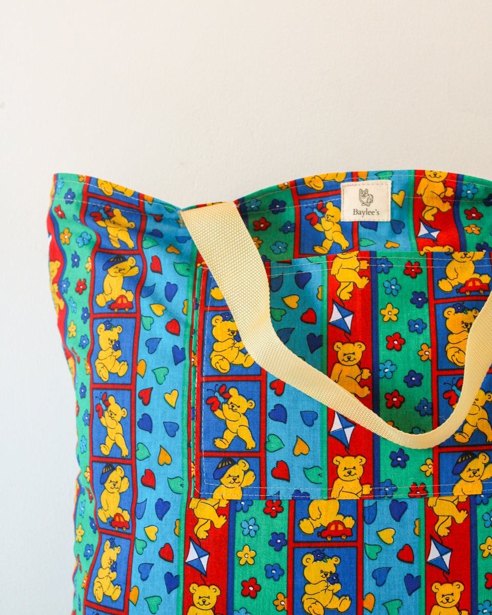 Picnic Blanket – Colourful Bears